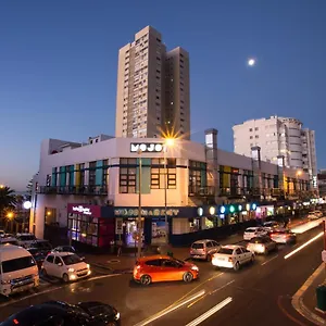 Mojo & Market מלון